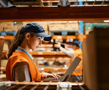 COMMERCIAL & LOGISTICS